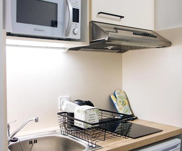 Twenty Business Flats Angely Hotel 3*