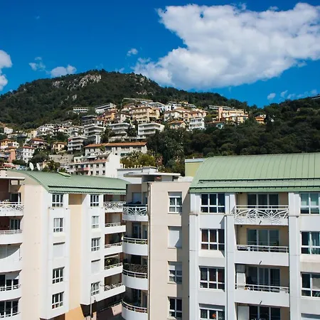 Twenty Business Flats Angely Nizza