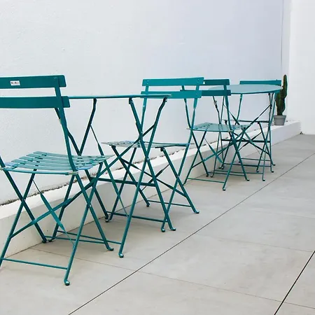 호텔 Twenty Business Flats Angely 3*