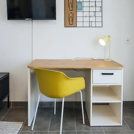 מלון דירות Twenty Business Flats Angely *