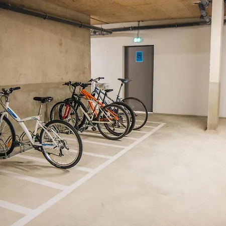 Twenty Business Flats Angely 3* 니스