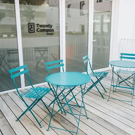 호텔 Twenty Business Flats Angely 3*