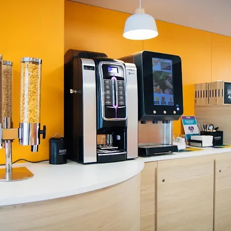 Twenty Business Flats Angely