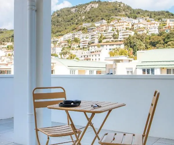 Twenty Business Flats Angely 3* Nice